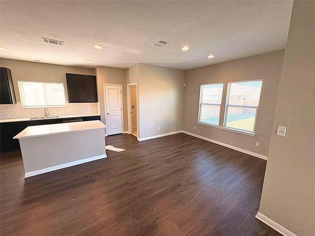 240 Arabian Colt DR, Georgetown, TX 78626