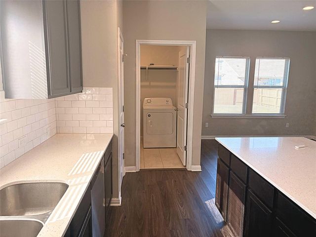 240 Arabian Colt DR, Georgetown, TX 78626