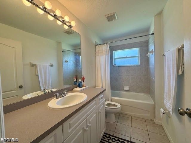 217 SW 13th TER, Cape Coral, FL 33991