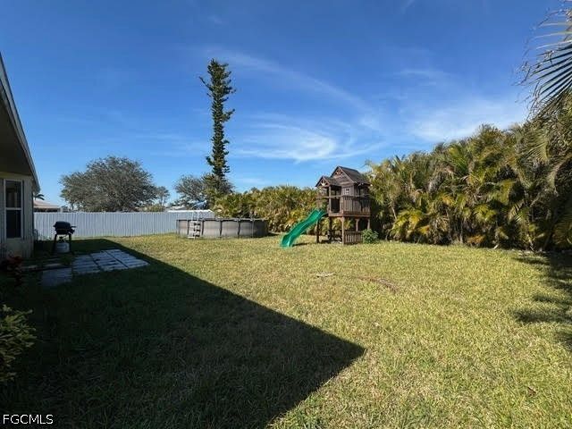217 SW 13th TER, Cape Coral, FL 33991