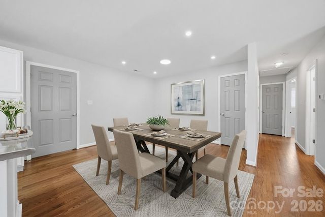 4809 Brooktree Drive, Charlotte, NC 28208