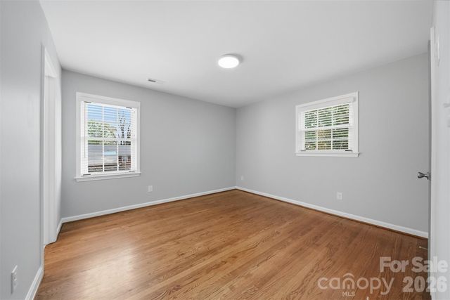 4809 Brooktree Drive, Charlotte, NC 28208