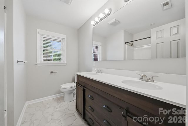 4809 Brooktree Drive, Charlotte, NC 28208