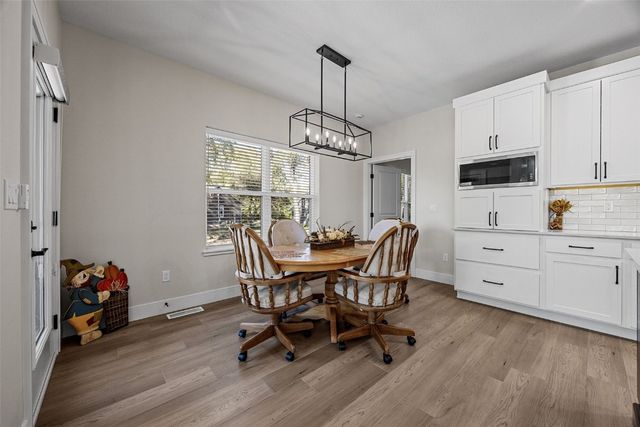 1313 Third Street SW, Mt Vernon, IA 52314