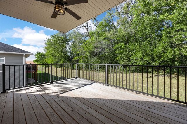 1313 Third Street SW, Mt Vernon, IA 52314