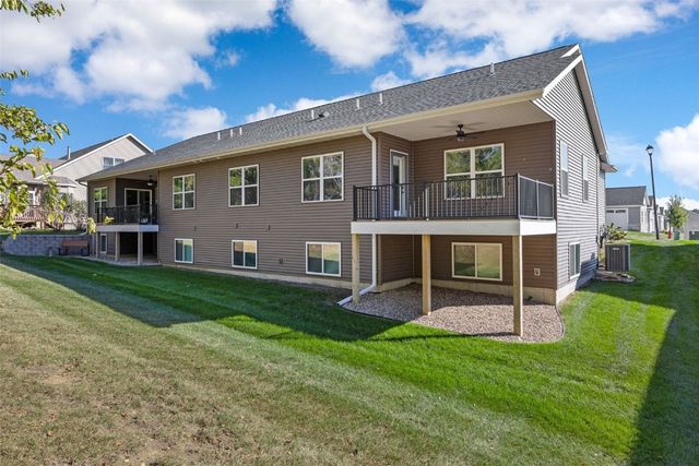 1313 Third Street SW, Mt Vernon, IA 52314