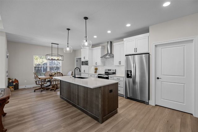 1313 Third Street SW, Mt Vernon, IA 52314