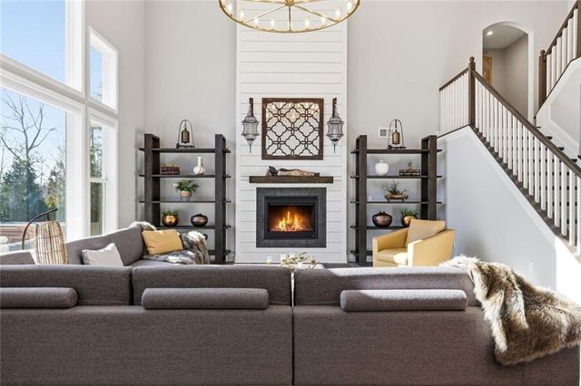 13 Clearwater Court, Hoschton, GA 30548