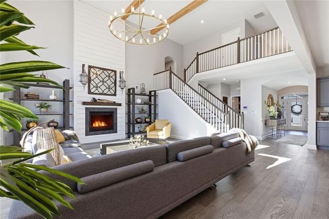 13 Clearwater Court, Hoschton, GA 30548