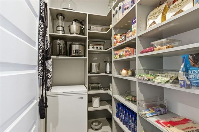 13 Clearwater Court, Hoschton, GA 30548