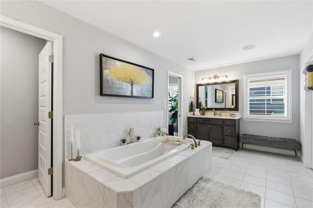 13 Clearwater Court, Hoschton, GA 30548