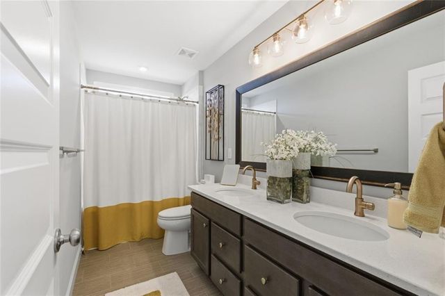 13 Clearwater Court, Hoschton, GA 30548