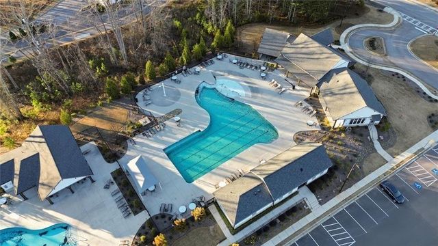 13 Clearwater Court, Hoschton, GA 30548