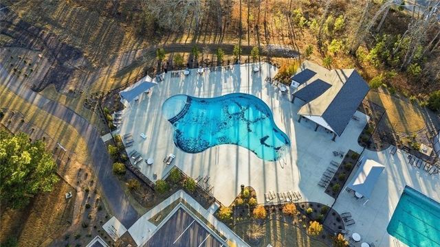 13 Clearwater Court, Hoschton, GA 30548