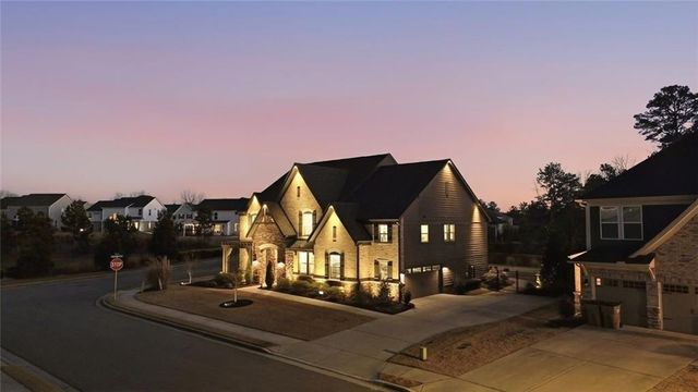 13 Clearwater Court, Hoschton, GA 30548