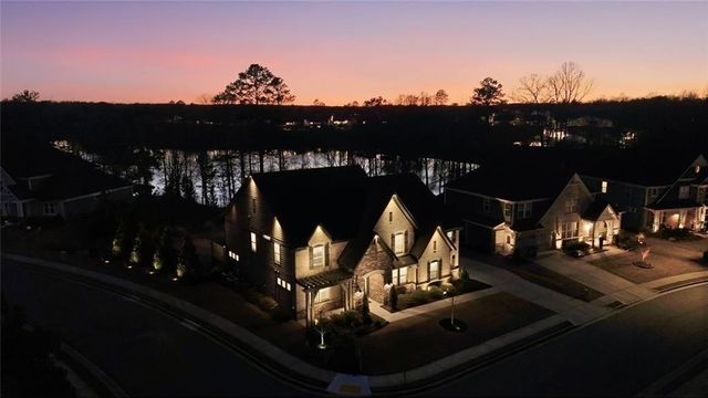 13 Clearwater Court, Hoschton, GA 30548