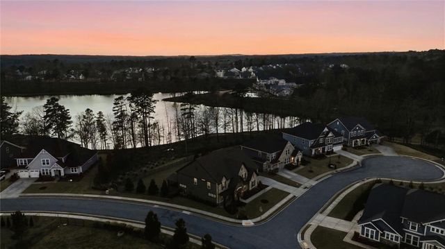 13 Clearwater Court, Hoschton, GA 30548