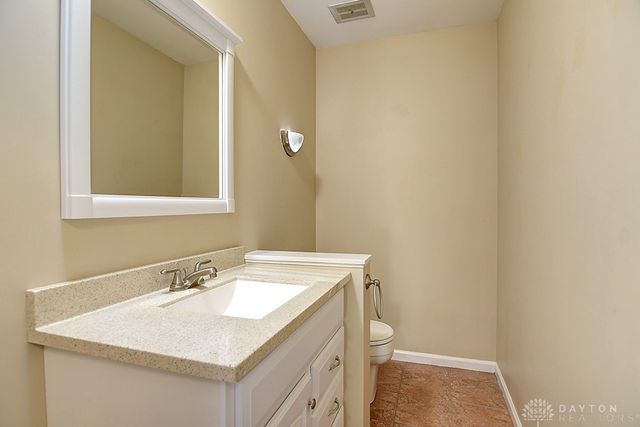6106 Old Spanish Trail, Dayton, OH 45459