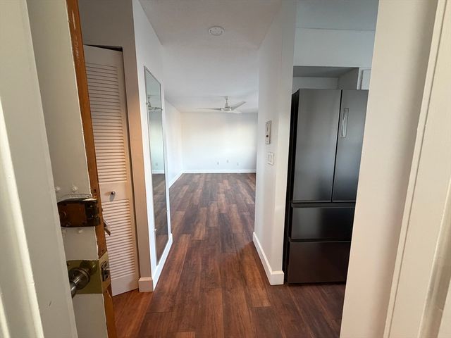 12 Inman St 43, Cambridge, MA 02139
