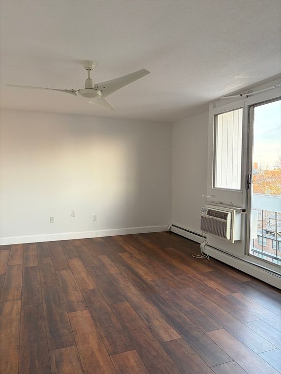 12 Inman St 43, Cambridge, MA 02139
