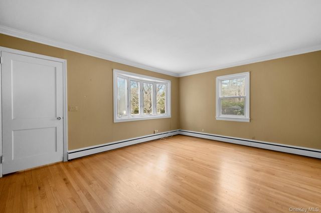 281 Woodacres Road, East Patchogue, NY 11772