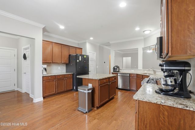 119 Little Bay Drive, Swansboro, NC 28584