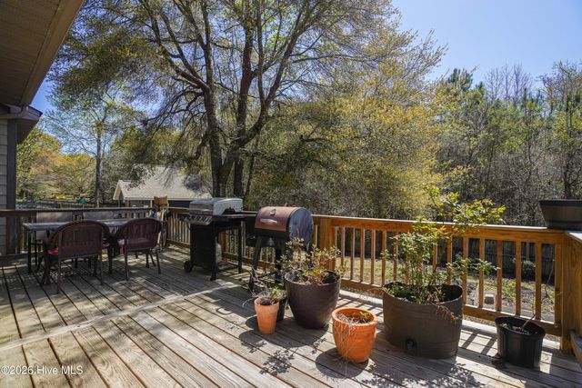 119 Little Bay Drive, Swansboro, NC 28584