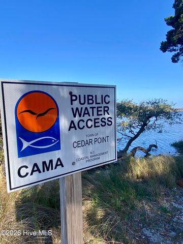 119 Little Bay Drive, Swansboro, NC 28584