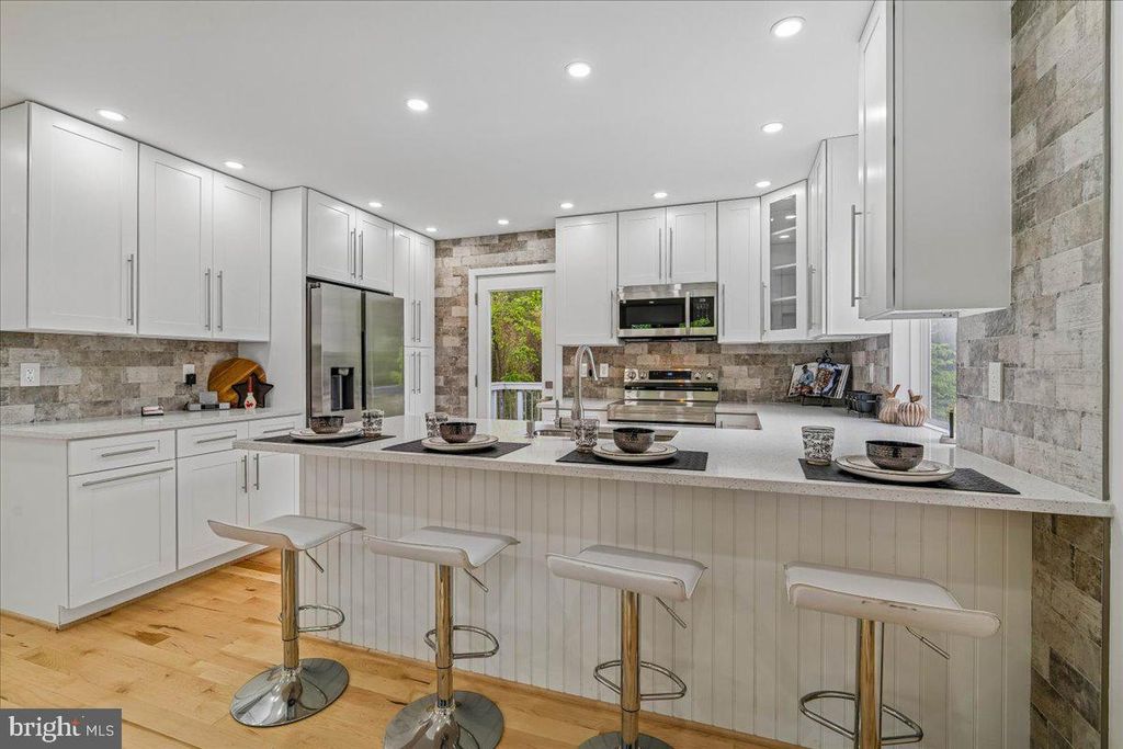 4000 ADAMS DR, Silver Spring, MD 20902