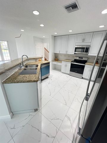 13840 NW 20th St, Pembroke Pines, FL 33028