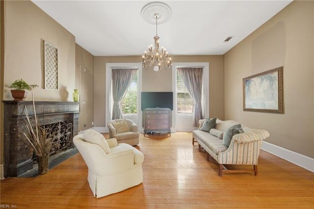422 Crawford ST, Portsmouth, VA 23704