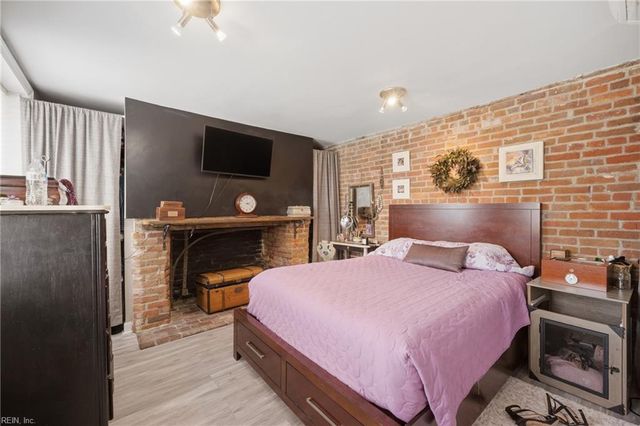 422 Crawford ST, Portsmouth, VA 23704