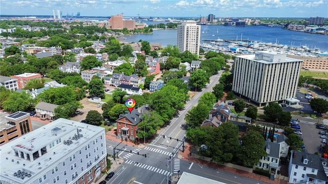 422 Crawford ST, Portsmouth, VA 23704