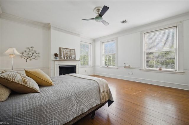 422 Crawford ST, Portsmouth, VA 23704