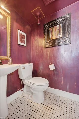 422 Crawford ST, Portsmouth, VA 23704