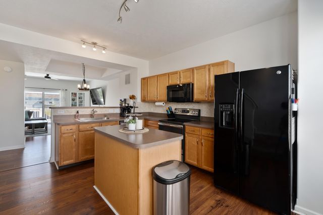 5424 Holly River Avenue, Dublin, OH 43016