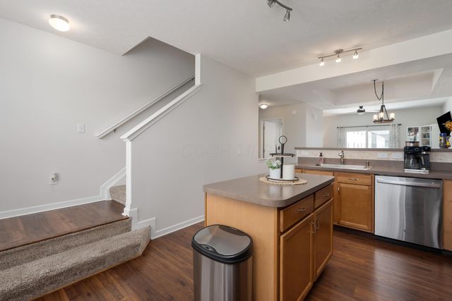 5424 Holly River Avenue, Dublin, OH 43016