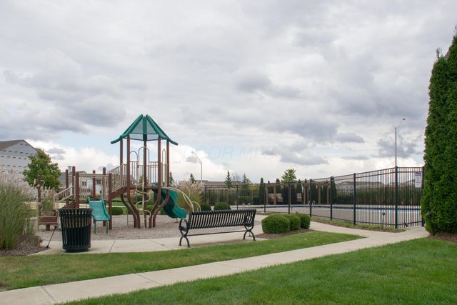 5424 Holly River Avenue, Dublin, OH 43016