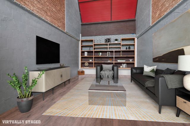 641 N 200 E, Valparaiso, IN 46383