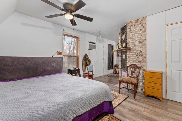 641 N 200 E, Valparaiso, IN 46383