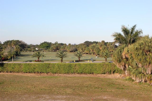 331 Orange Tree Drive, Atlantis, FL 33462