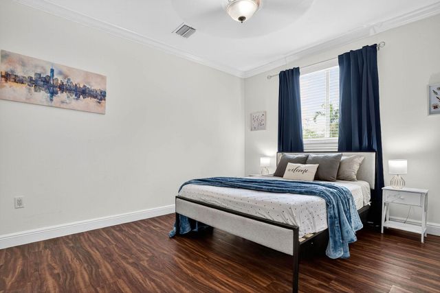 1705 NE 11th Street, Fort Lauderdale, FL 33304