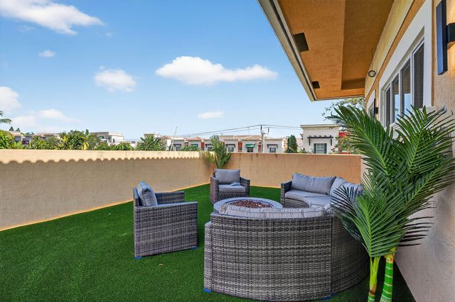 1705 NE 11th Street, Fort Lauderdale, FL 33304