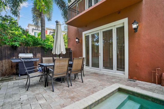 1705 NE 11th Street, Fort Lauderdale, FL 33304