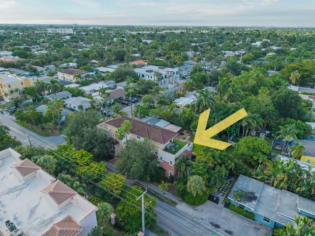 1705 NE 11th Street, Fort Lauderdale, FL 33304