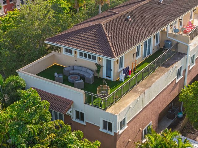 1705 NE 11th Street, Fort Lauderdale, FL 33304