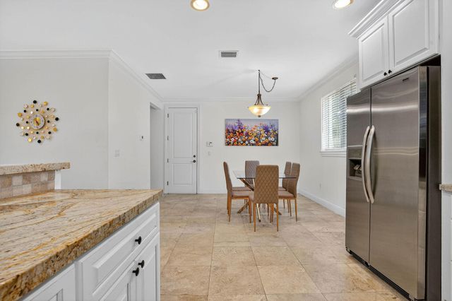 1705 NE 11th Street, Fort Lauderdale, FL 33304
