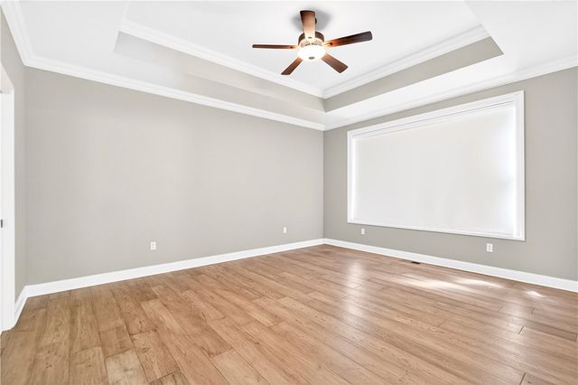 219 Lucca Ln, Upper St Clair, PA 15241