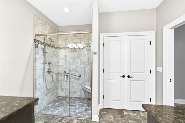 219 Lucca Ln, Upper St Clair, PA 15241