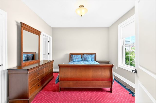 219 Lucca Ln, Upper St Clair, PA 15241